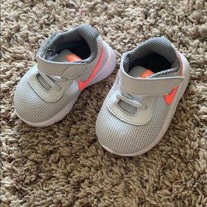 Infant Nike Shoes, size 3c